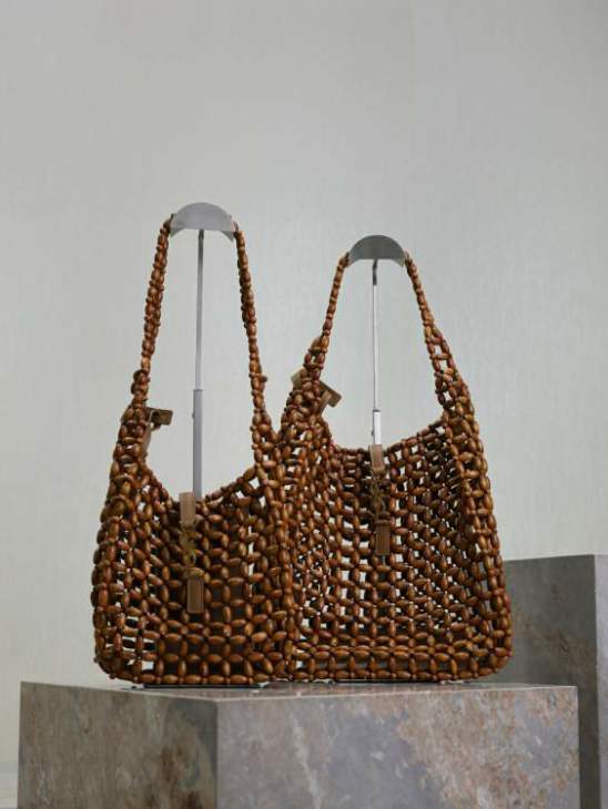 Picture of Saint Laurent Handbags _SKUfw240694499fw